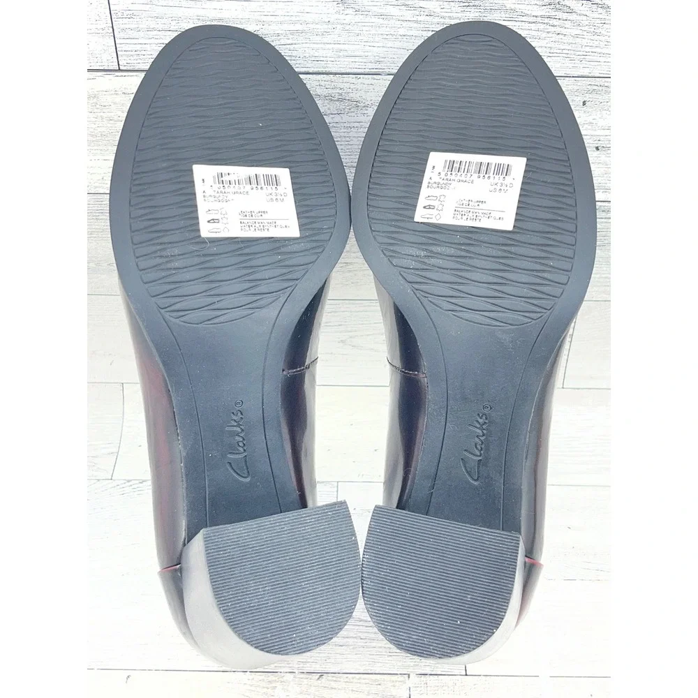 Clarks Artisan Women Burgundy Leather Block Heel‎ Penny Loafers Size 6M
